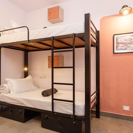 Locul Uptown - Near Bangalore Palace Grounds 외부 사진