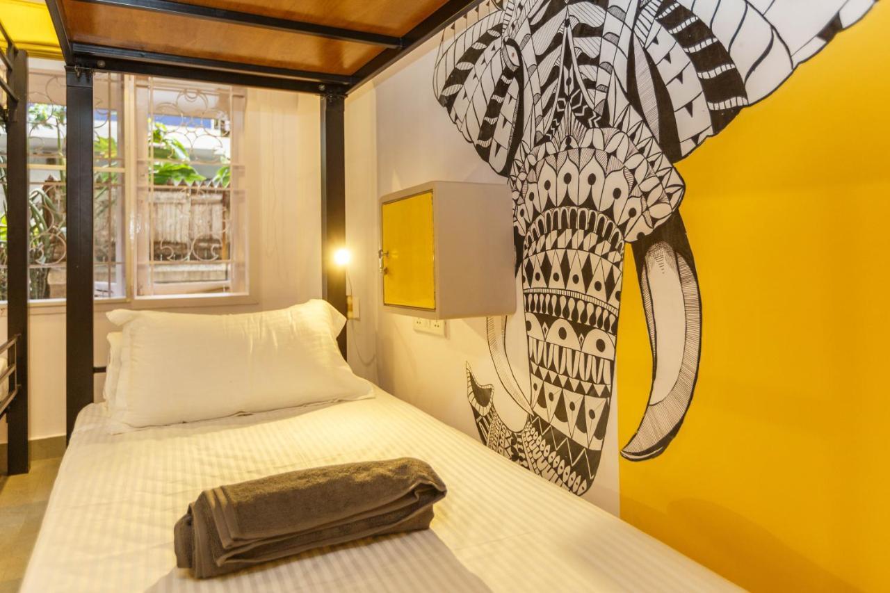 Locul Uptown - Near Bangalore Palace Grounds 외부 사진