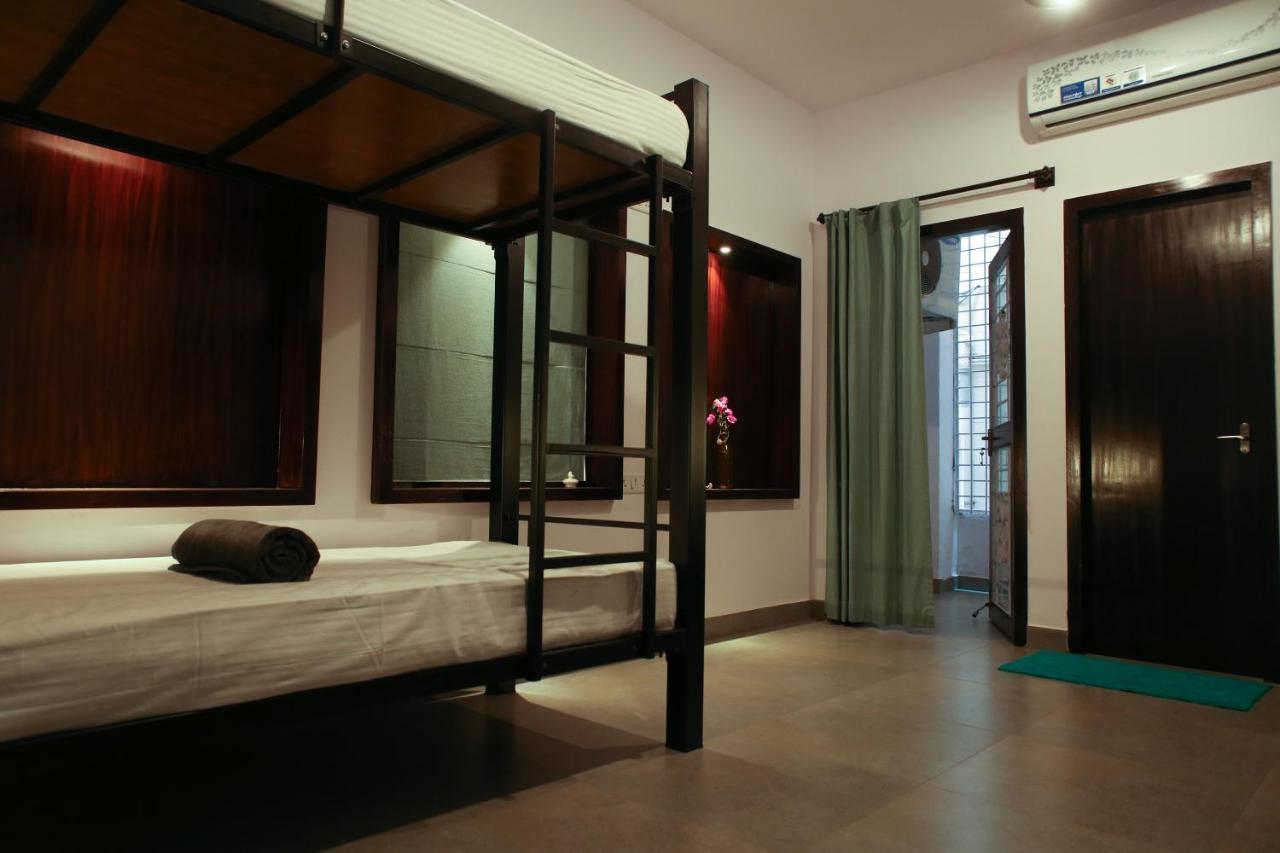 Locul Uptown - Near Bangalore Palace Grounds 외부 사진