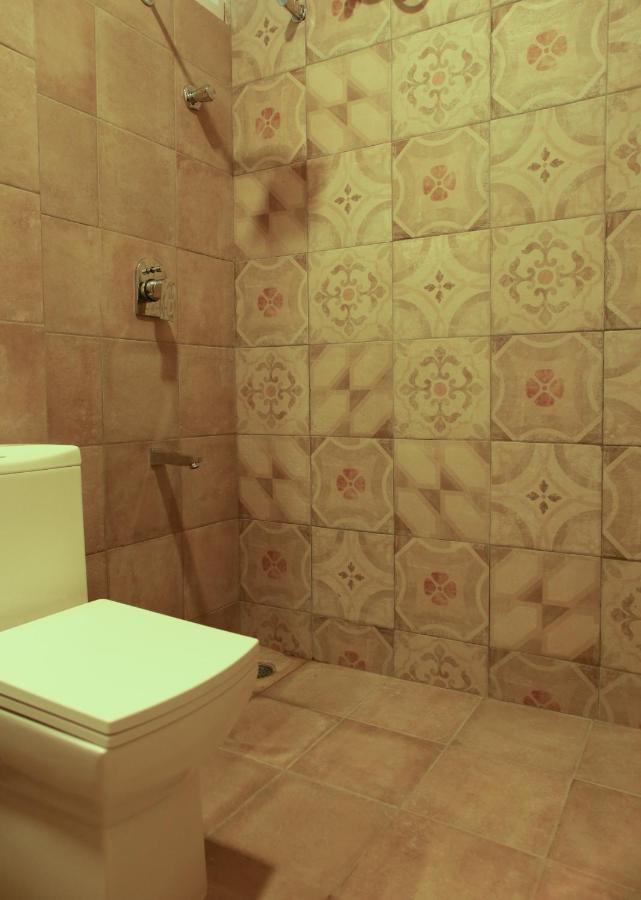 Locul Uptown - Near Bangalore Palace Grounds 외부 사진