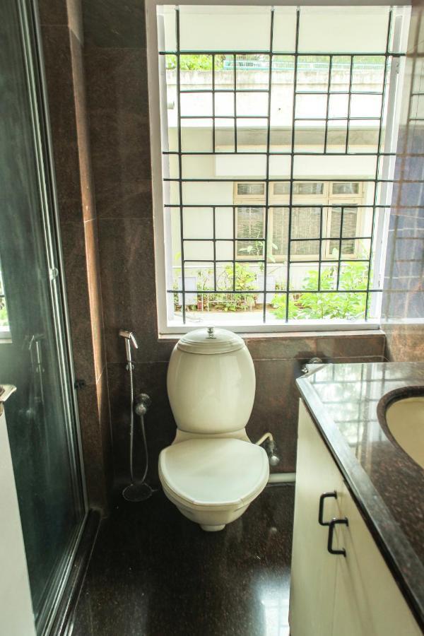 Locul Uptown - Near Bangalore Palace Grounds 외부 사진