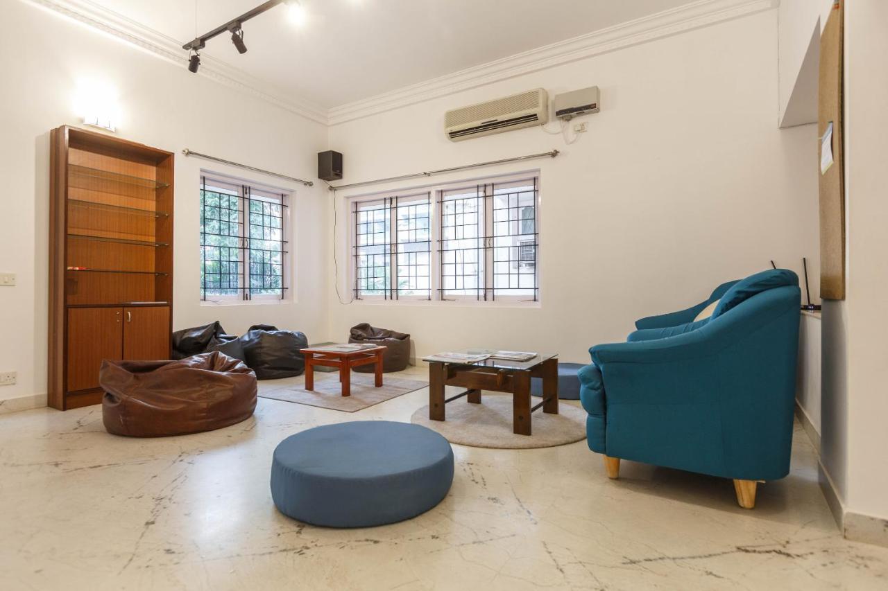 Locul Uptown - Near Bangalore Palace Grounds 외부 사진