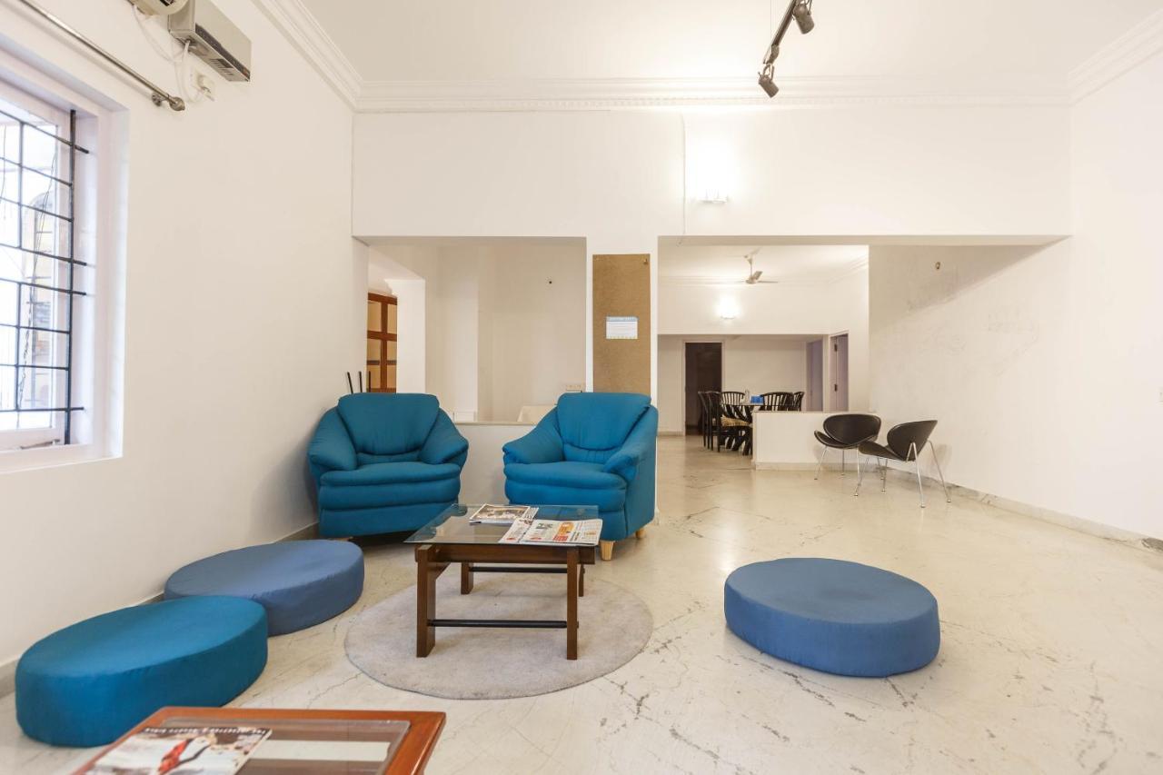 Locul Uptown - Near Bangalore Palace Grounds 외부 사진